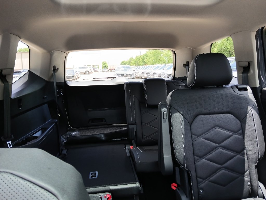 New 2026 Volkswagen Atlas SE FWD image 27