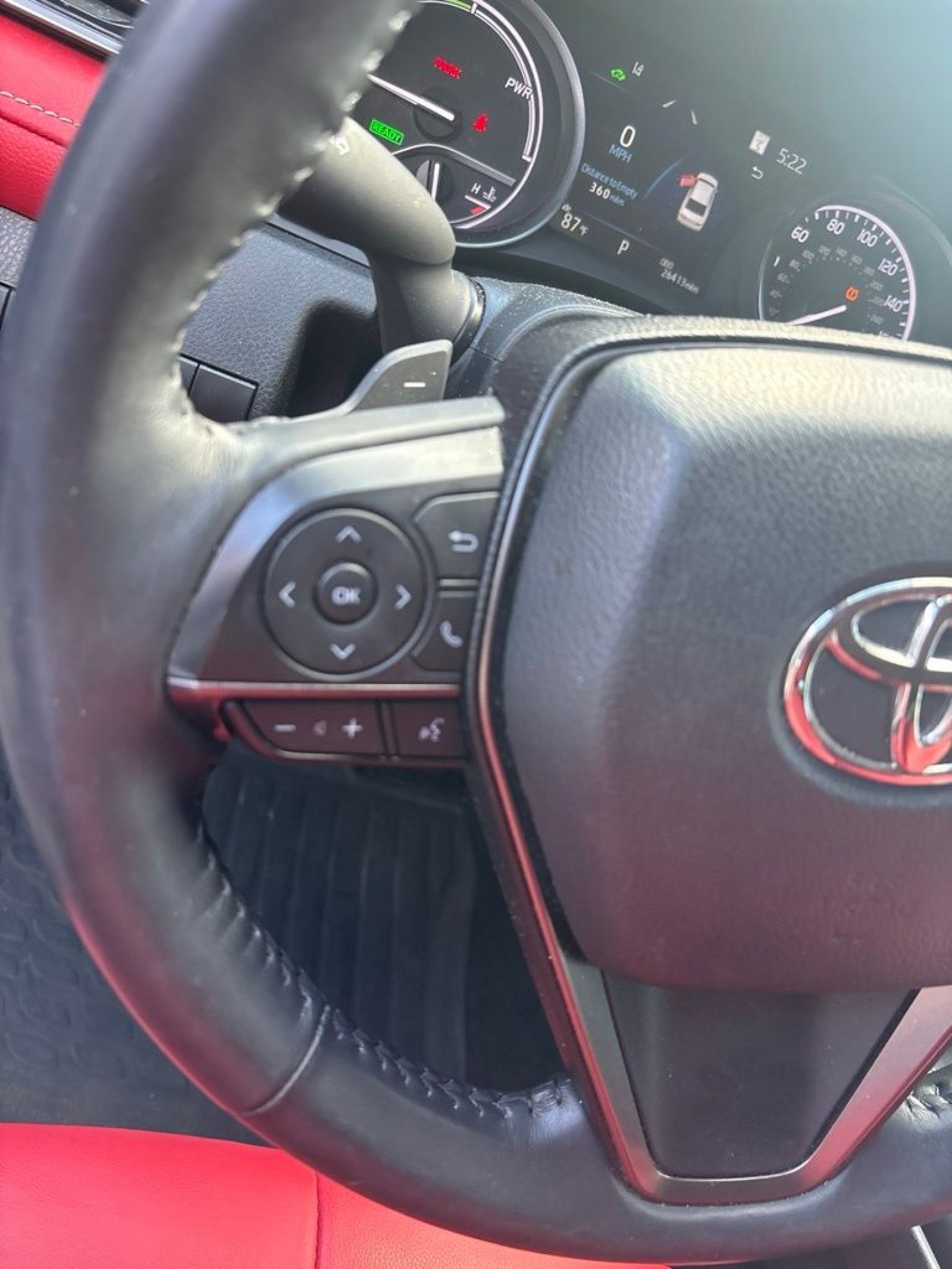 Used 2024 Toyota Camry XSE w/ Navigation Package FWD image 16