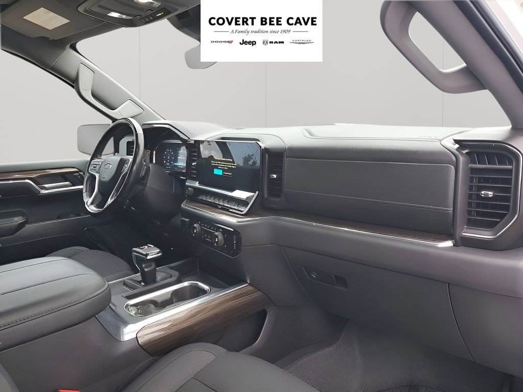 Used 2024 Chevrolet Silverado 1500 LT Trail Boss w/ Protection Package image 14