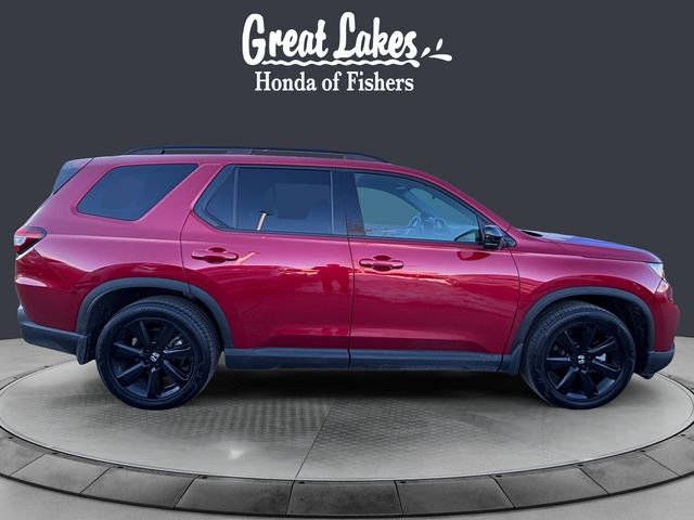 Used 2025 Honda Pilot Black Edition image 6