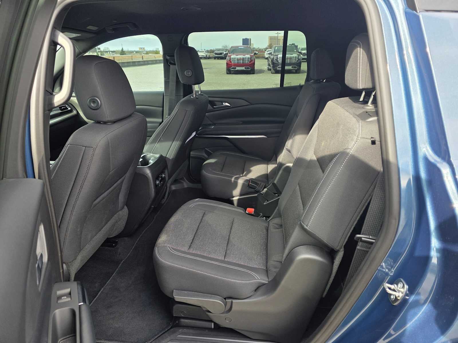 Used 2026 Chevrolet Traverse LT AWD/4WD image 16