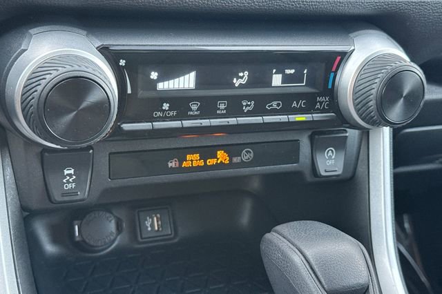 Used 2023 Toyota RAV4 LE image 30