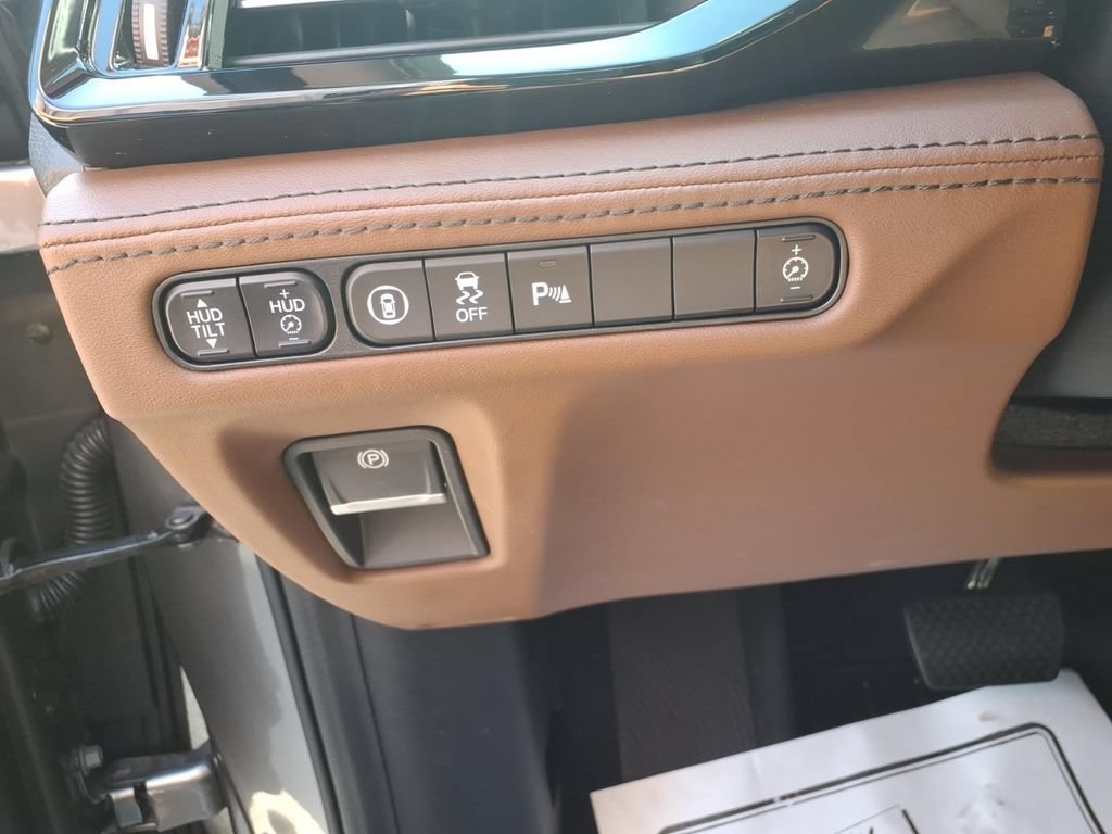 Used 2022 Acura MDX w/ Advance Package AWD/4WD image 17