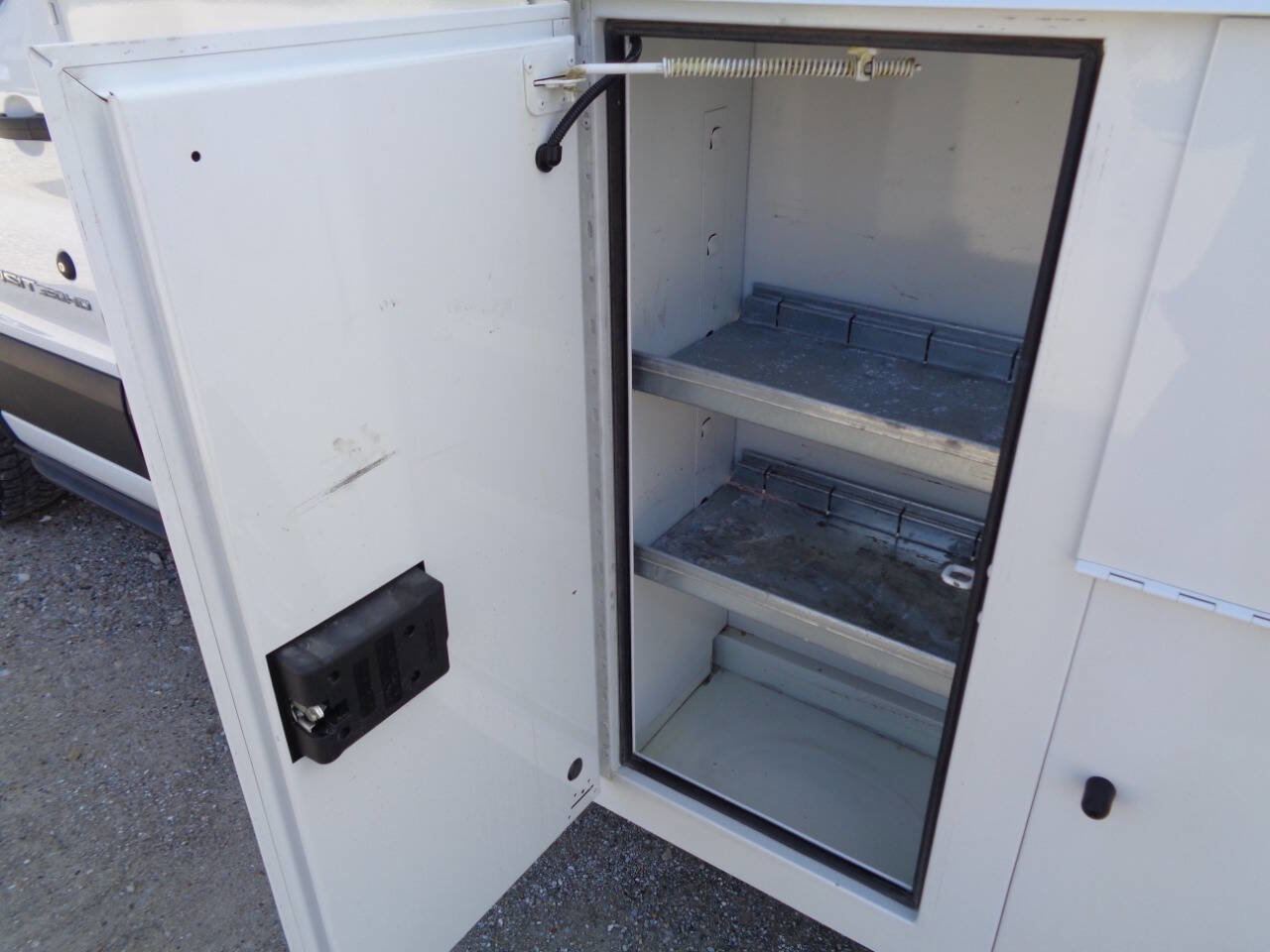 Used 2020 Ford Transit 350 DRW w/ Interior Upgrade Package image 27