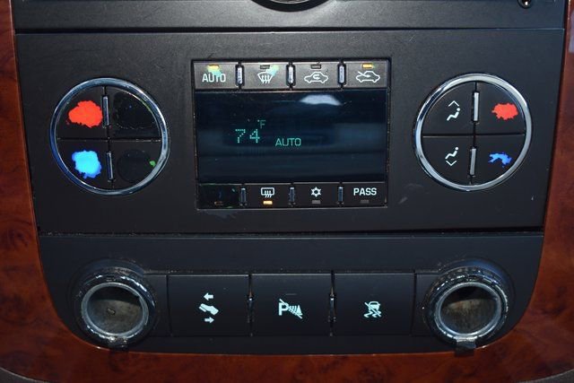 Used 2010 Chevrolet Silverado 1500 LTZ w/ Convenience Package image 23
