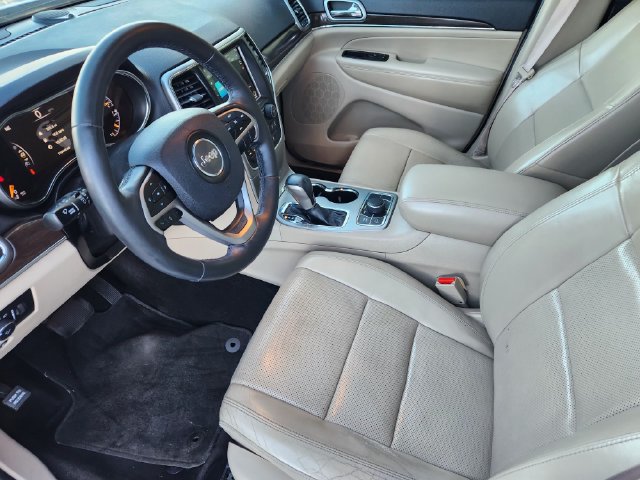 Used 2018 Jeep Grand Cherokee Limited w/ Luxury Group II AWD/4WD image 12