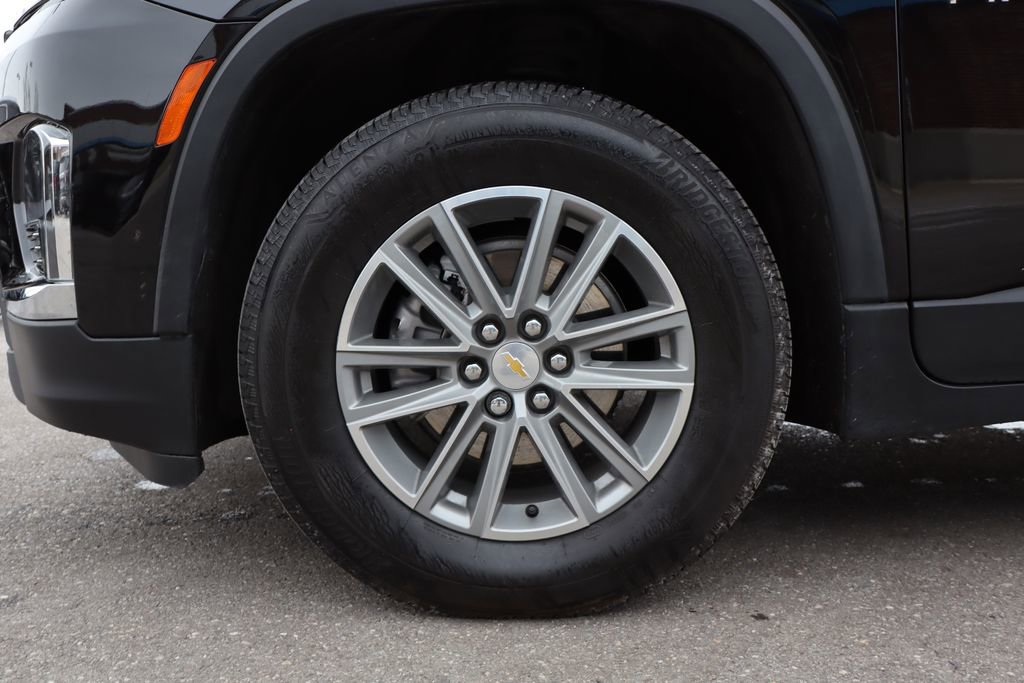 Used 2023 Chevrolet Traverse LT image 26
