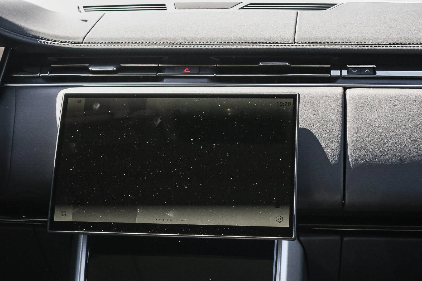 New 2026 Land Rover Range Rover SE AWD/4WD image 22