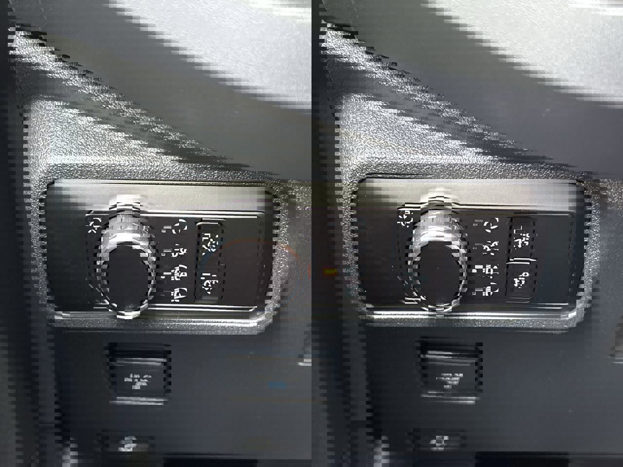 New 2025 Ford Bronco Badlands image 30