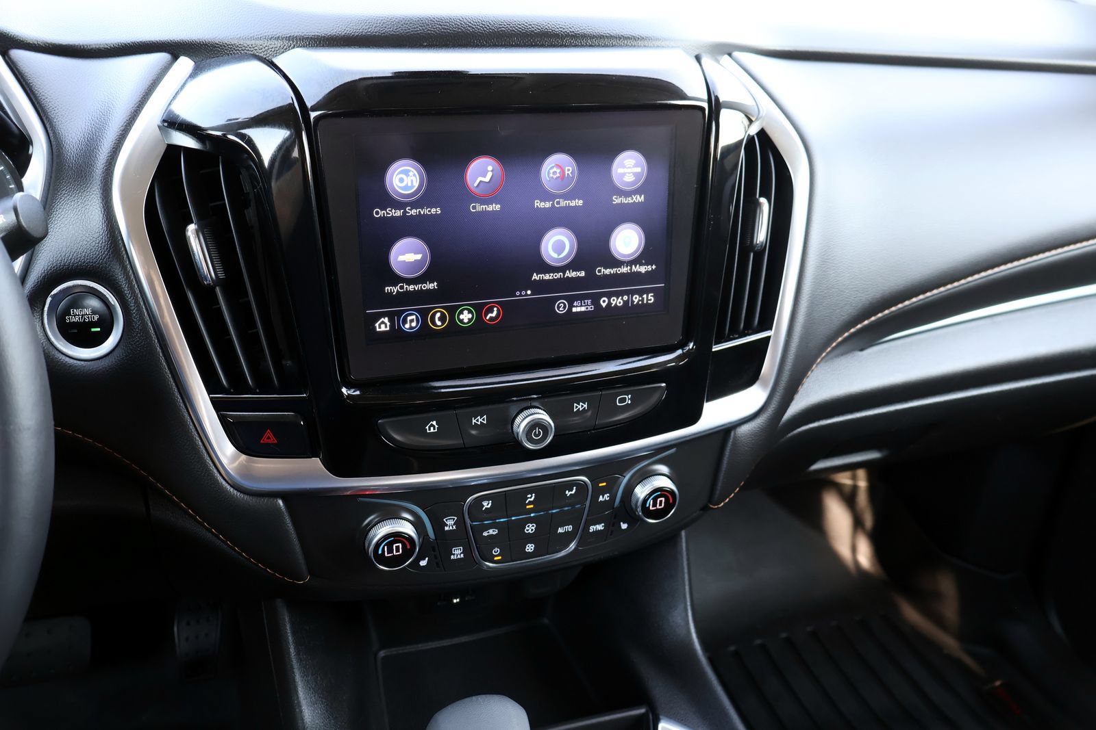 Used 2021 Chevrolet Traverse LT FWD image 20