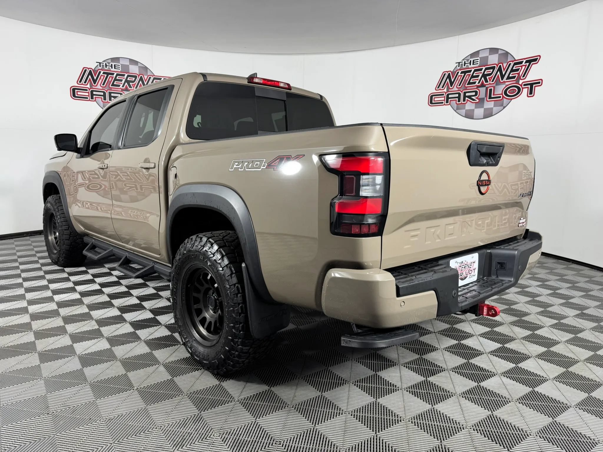 Used 2023 Nissan Frontier PRO-4X w/ Pro-4X Premium Package AWD/4WD image 5