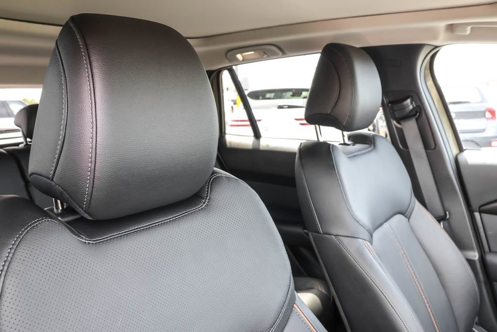 Used 2025 MAZDA CX-50 AWD 2.5 Turbo w/ Weather Package image 42