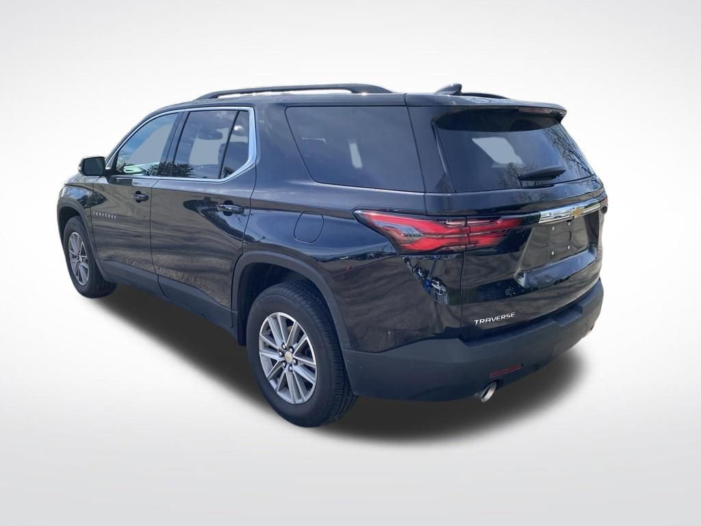 Used 2023 Chevrolet Traverse LT FWD image 5