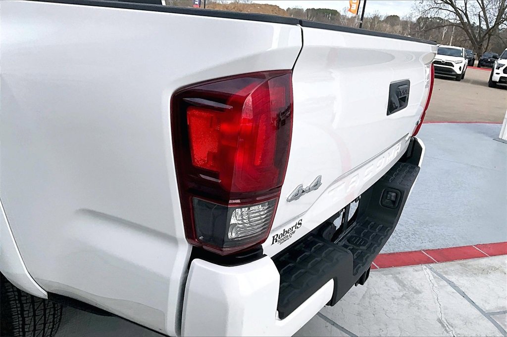 Used 2023 Toyota Tacoma SR5 w/ Technology Package image 24