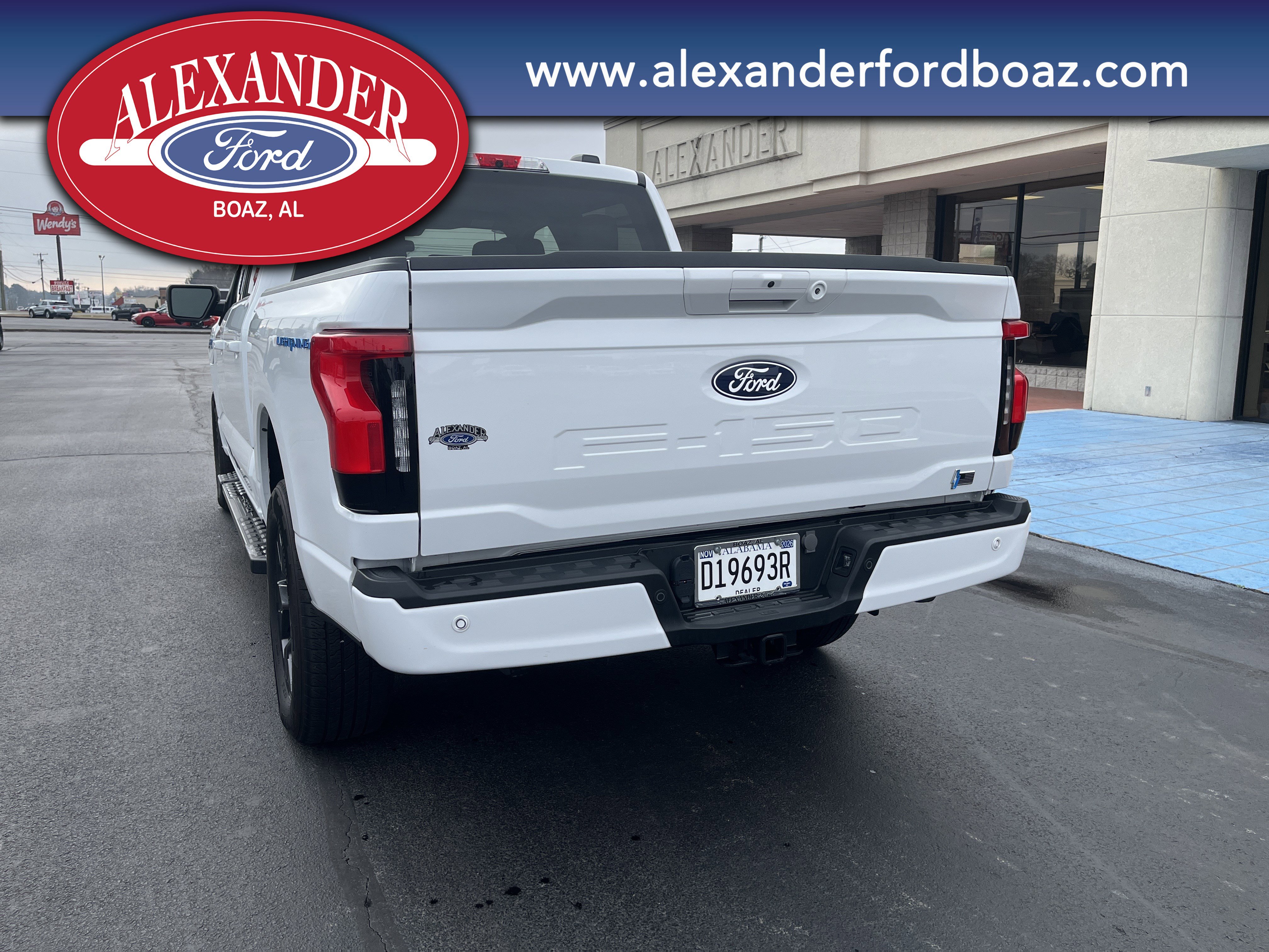 Used 2024 Ford F150 Lightning Flash image 6