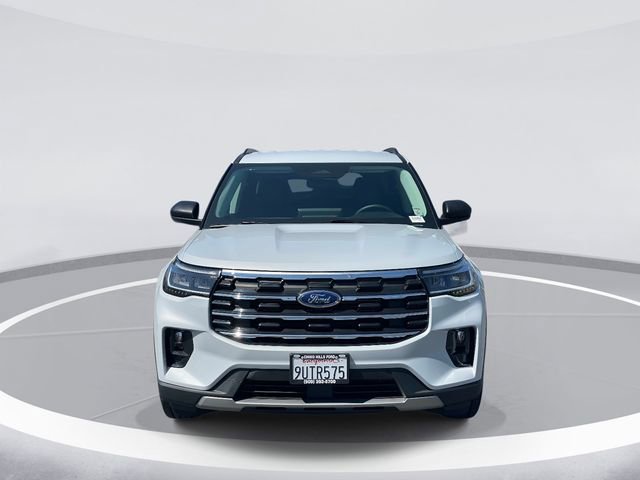 Certified 2025 Ford Explorer Active w/ Active Comfort Package image 2