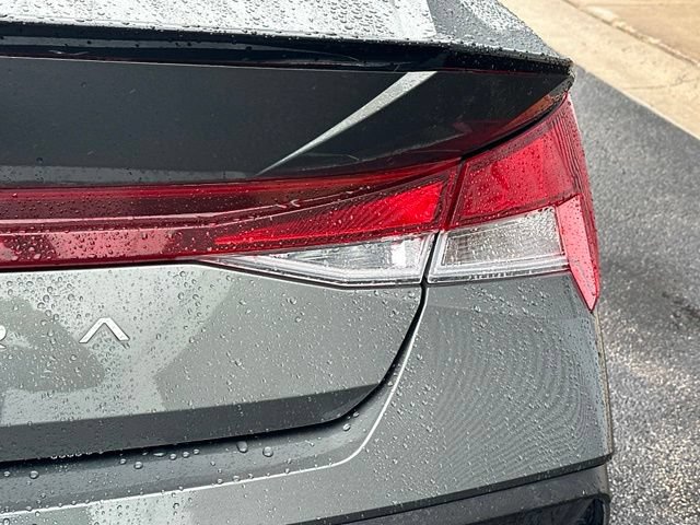 Used 2026 Hyundai Elantra Sport FWD image 14