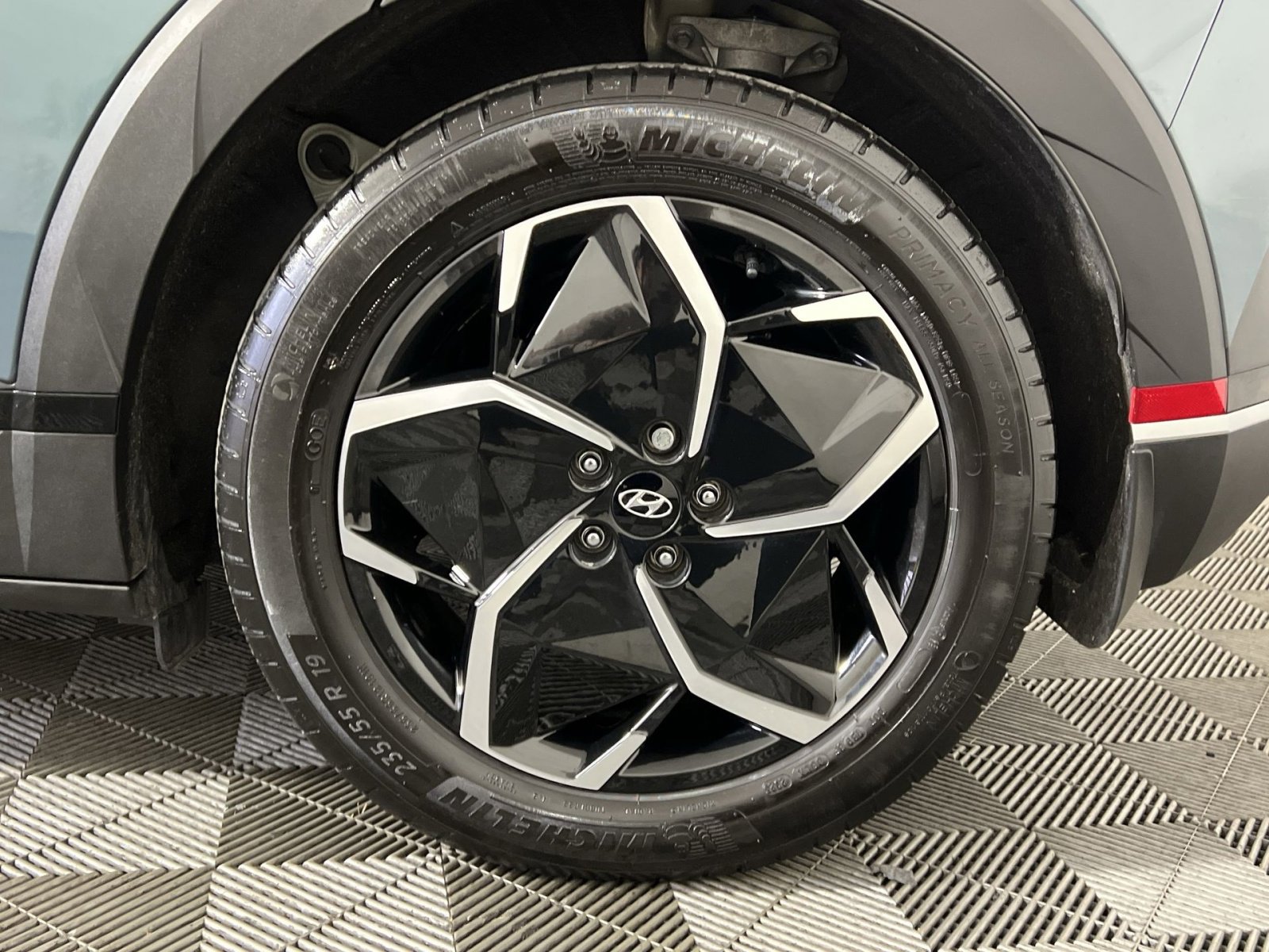 Used 2024 Hyundai Ioniq 5 SEL image 12