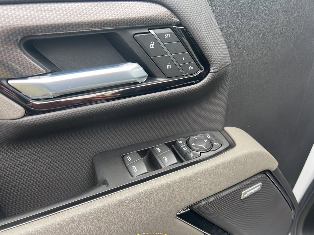 New 2026 Chevrolet Silverado 2500 ZR2 image 15