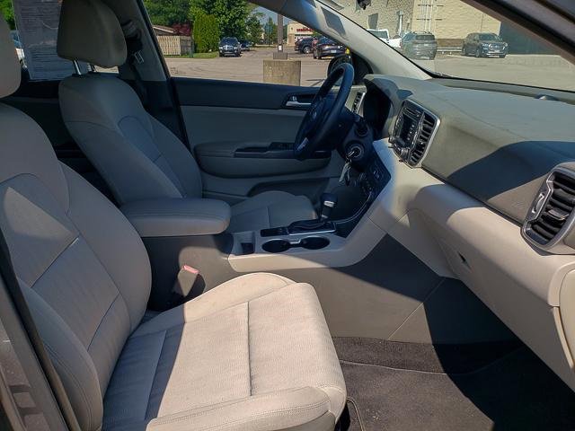 Used 2017 Kia Sportage LX image 25