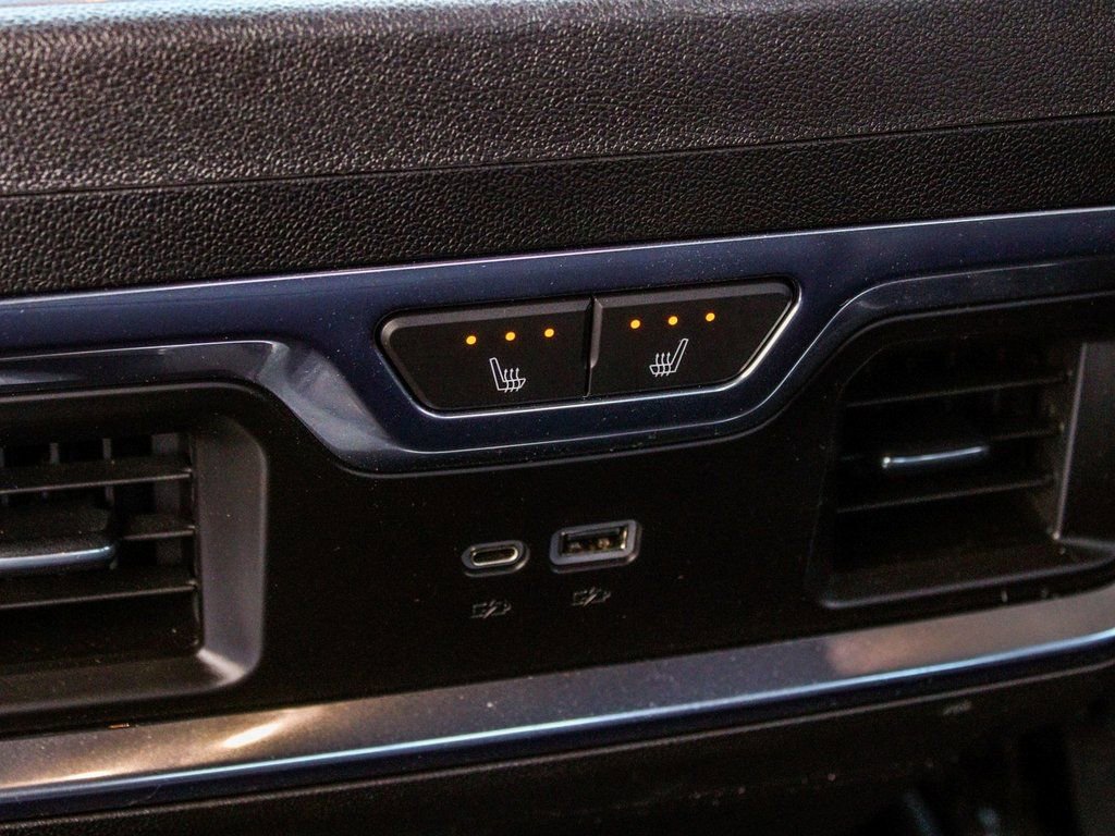 Used 2023 Chevrolet Silverado 1500 High Country image 34