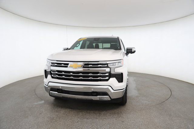 Used 2025 Chevrolet Silverado 1500 LTZ w/ Z71 Off-Road Package image 31