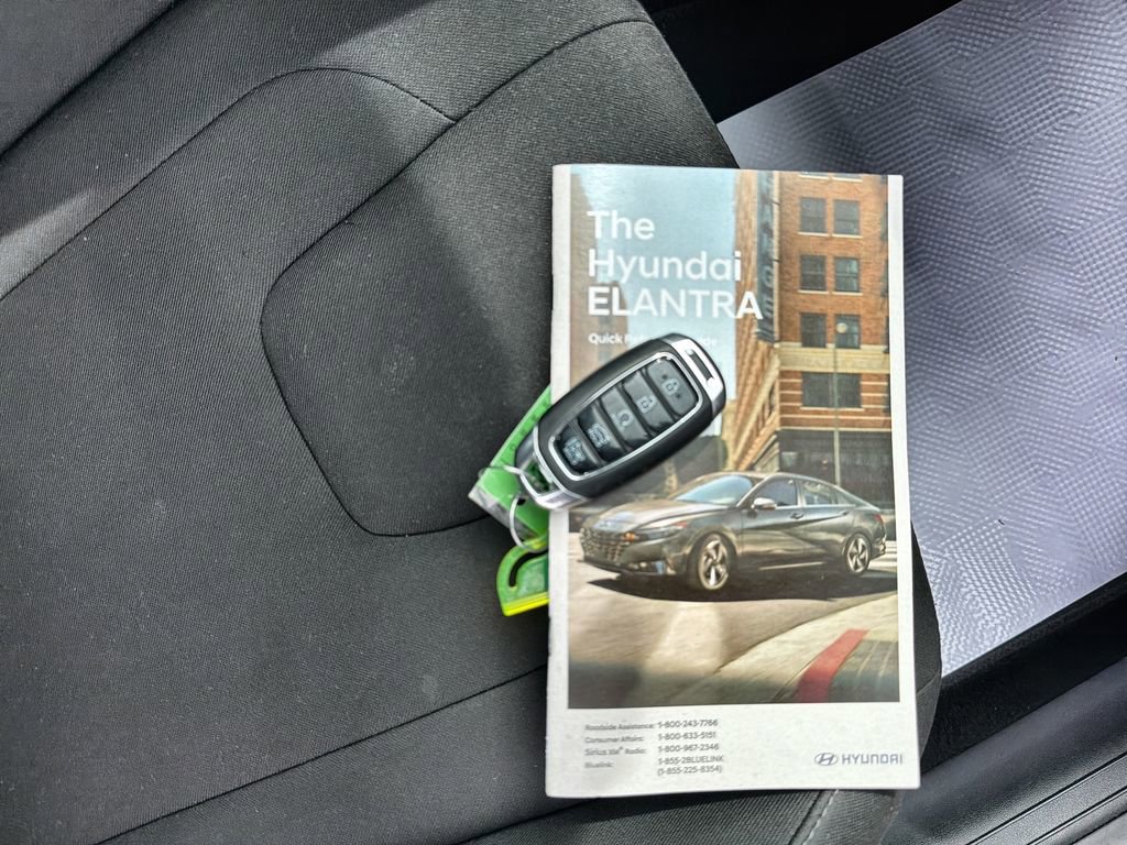 Certified 2023 Hyundai Elantra SEL FWD image 30