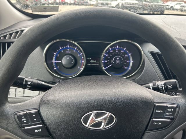Used 2012 Hyundai Sonata GLS FWD image 16
