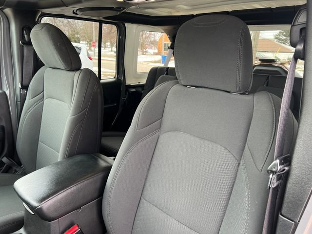 Used 2023 Jeep Wrangler Unlimited w/ Cold Weather Group image 14