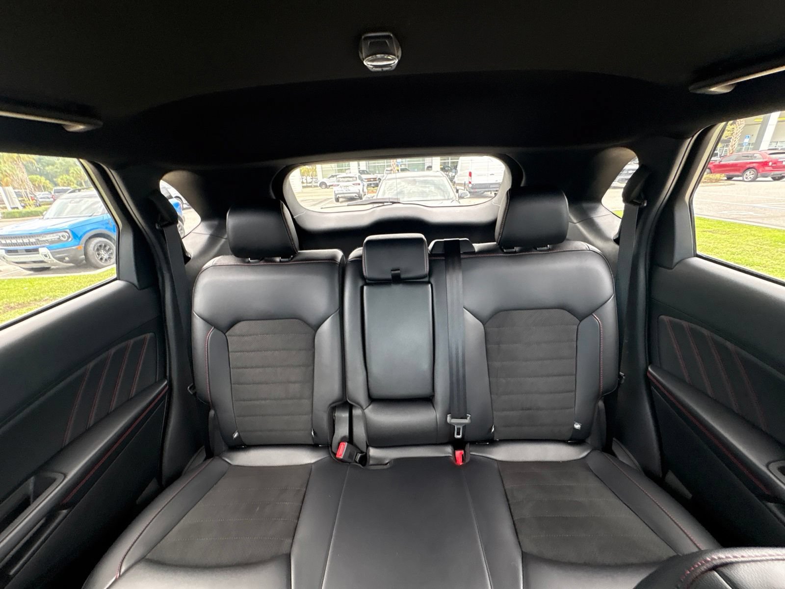 Certified 2024 Ford Edge ST-Line AWD/4WD image 35