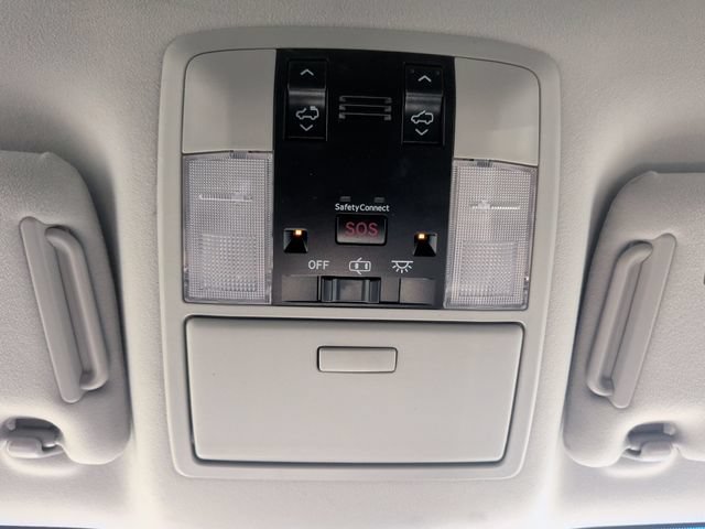 Used 2018 Lexus GX 460 Premium w/ Premium Package AWD/4WD image 27