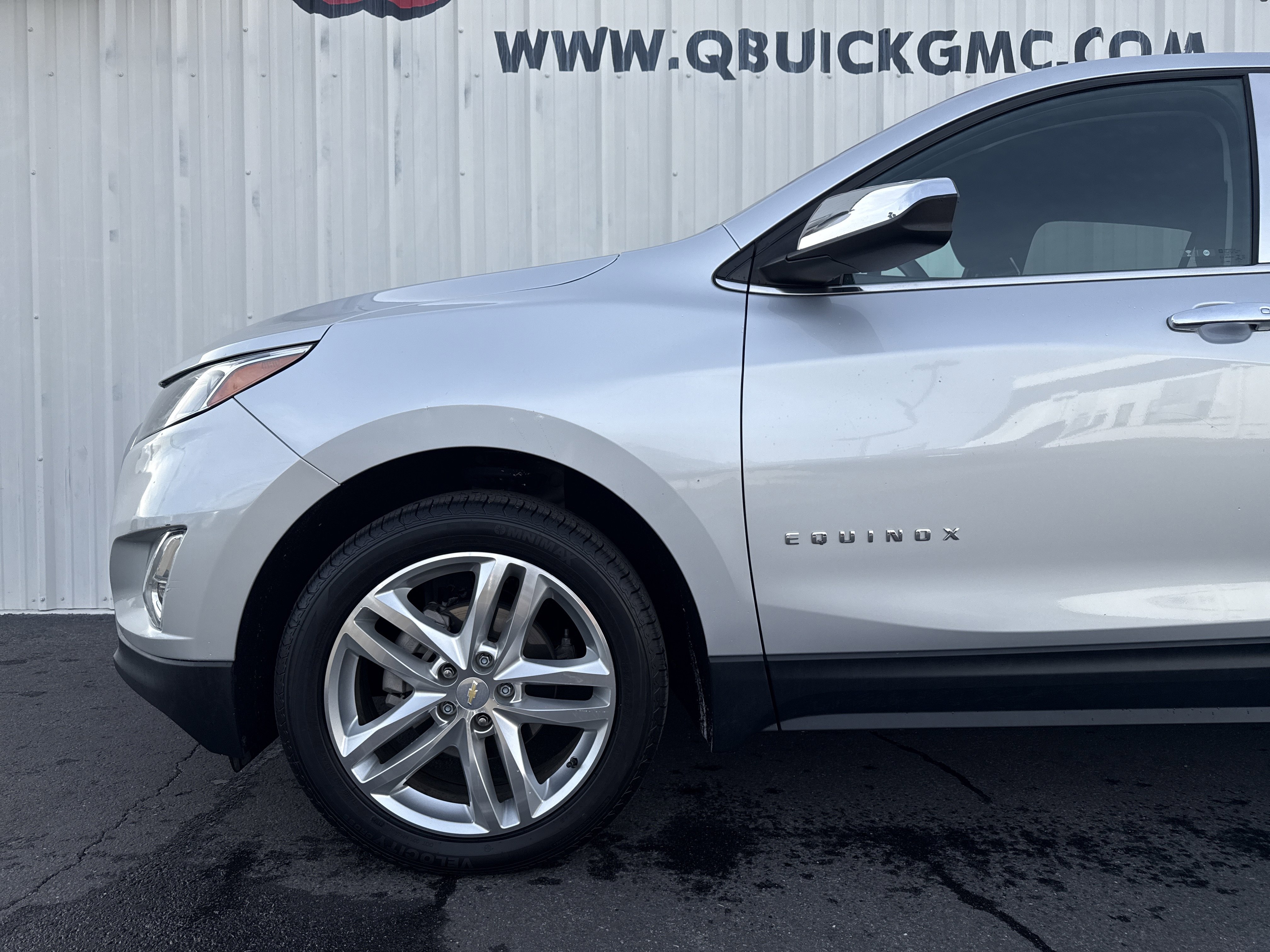 Used 2020 Chevrolet Equinox LT image 4