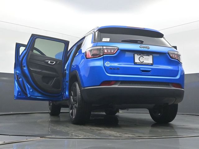 New 2026 Jeep Compass Latitude w/ Sun and Sound Group AWD/4WD image 58
