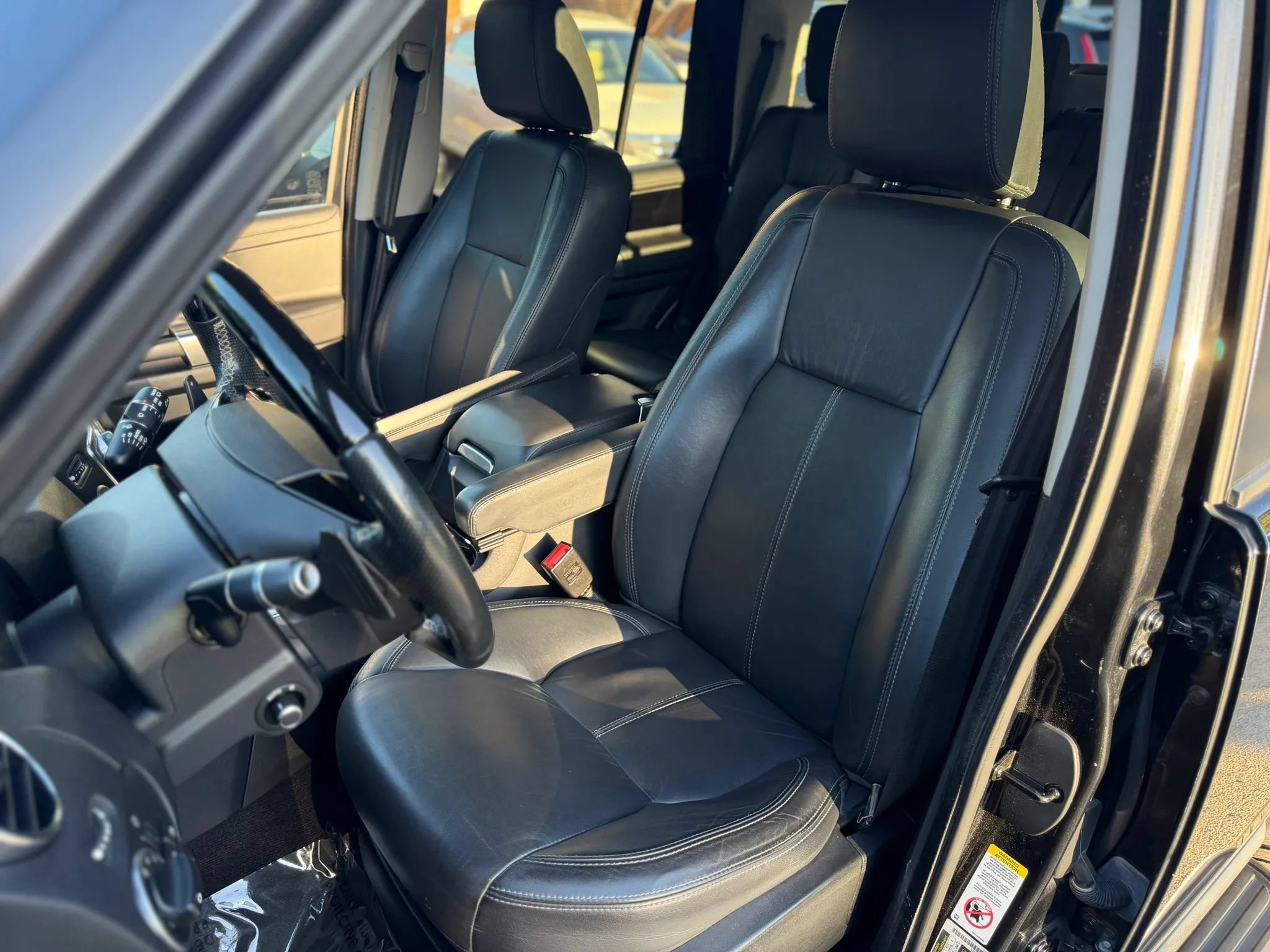 Used 2016 Land Rover LR4 HSE LUX AWD/4WD image 18