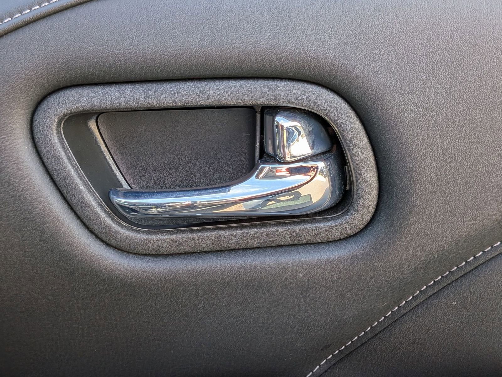 Used 2019 INFINITI QX80 Luxe w/ Proassist Package image 38