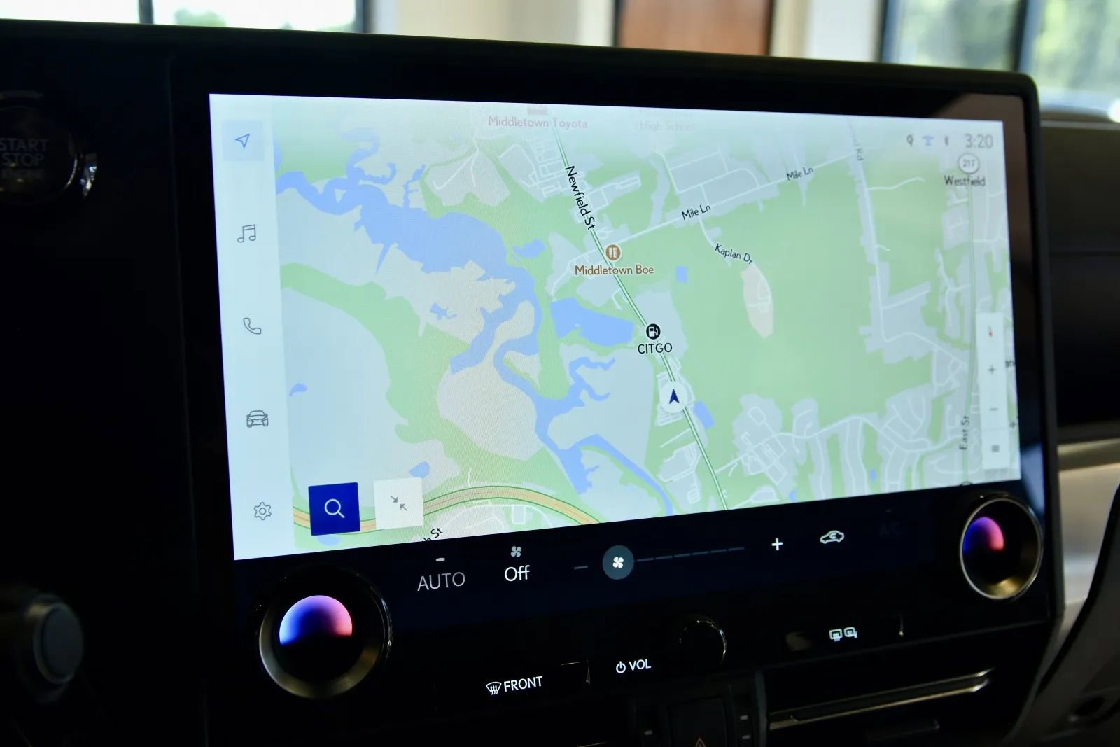 Used 2024 Lexus GX 550 w/ Accessory Package (Z1) image 15