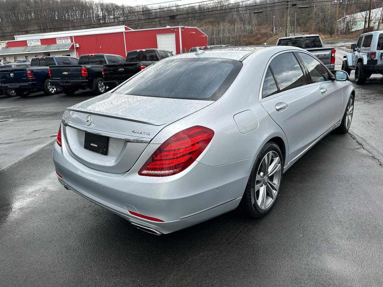 Used 2015 Mercedes-Benz S 550 4MATIC Sedan image 5