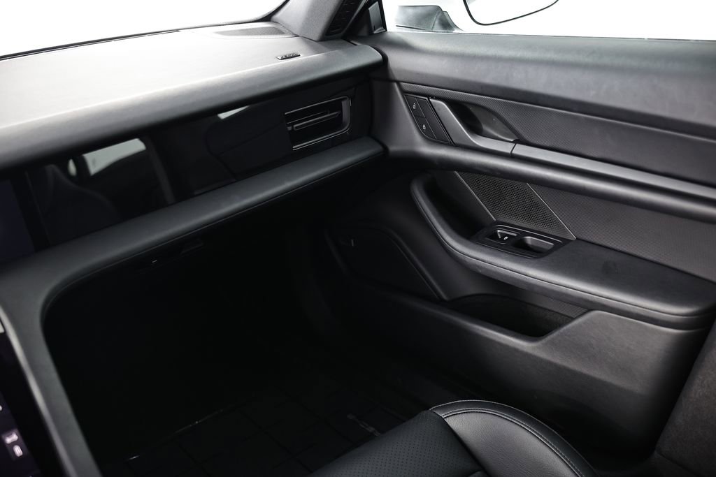Certified 2022 Porsche Taycan image 30