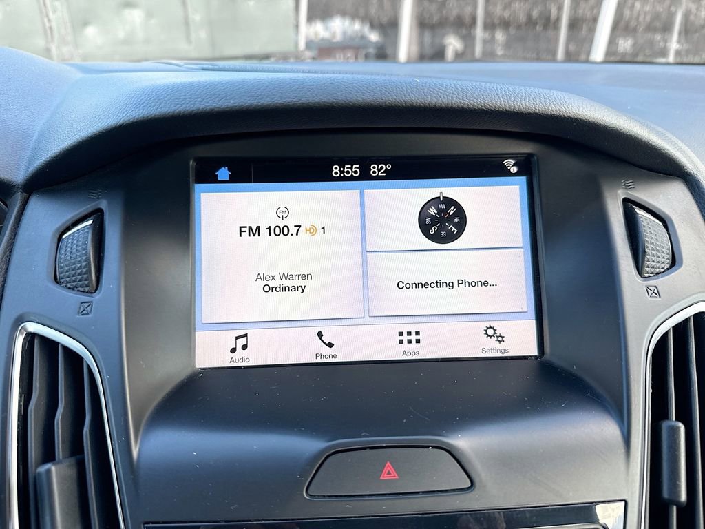 Used 2017 Ford Focus SEL image 16