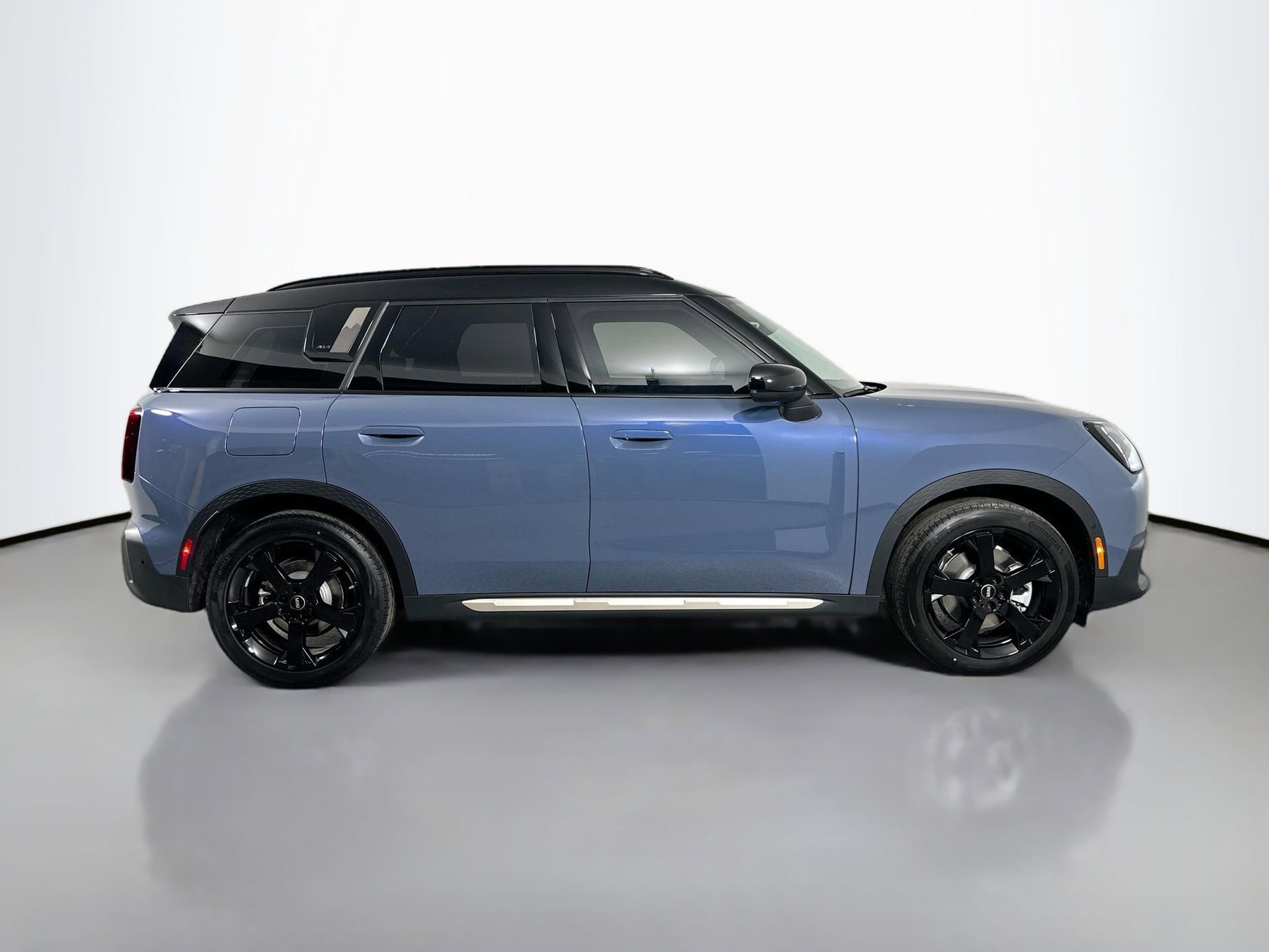 New 2026 MINI Cooper Countryman SE image 5