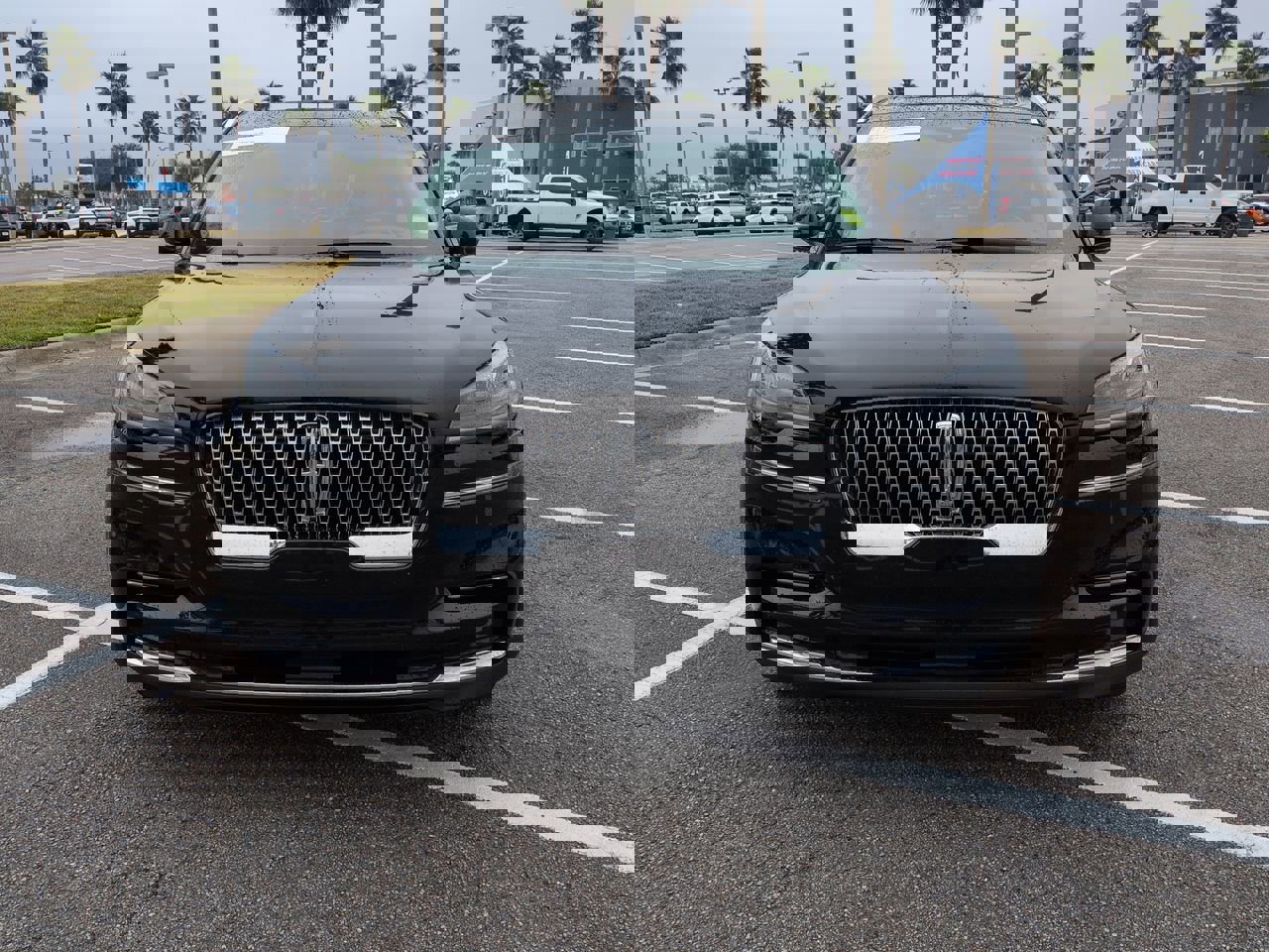 Certified 2023 Lincoln Aviator Reserve w/ Elements Package Plus image 9