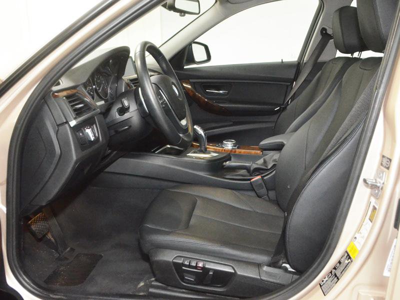 Used 2014 BMW 328i xDrive Wagon image 15