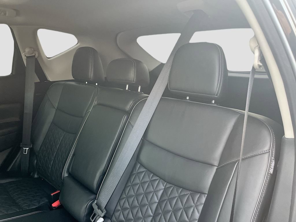 Used 2020 Nissan Murano Platinum w/ Cargo Package FWD image 26