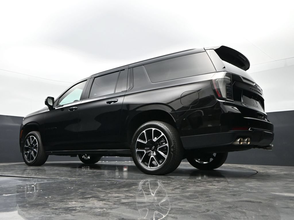 Used 2025 Chevrolet Suburban RST w/ Comfort Package AWD/4WD image 50