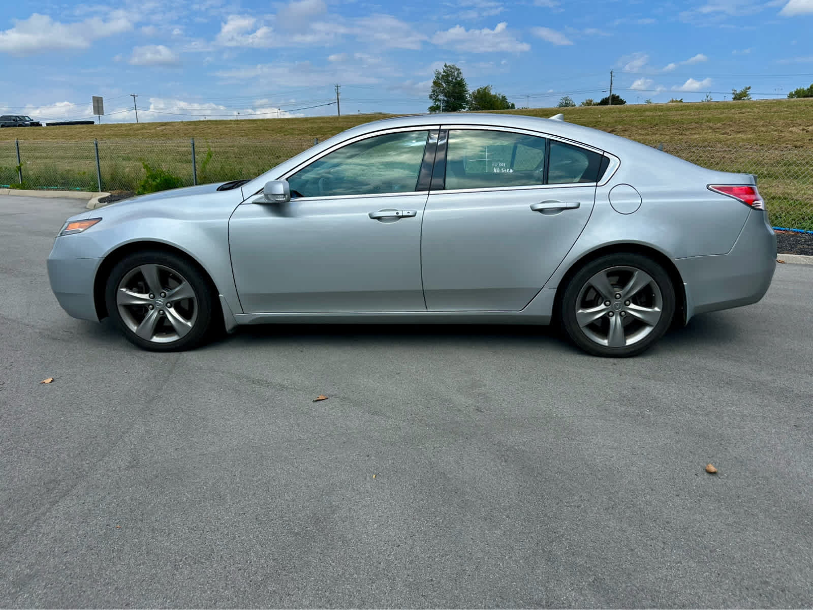 Used 2012 Acura TL w/ Technology Package AWD/4WD image 9