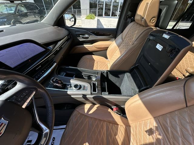 Certified 2023 Cadillac Escalade Premium Luxury w/ Performance Package image 29