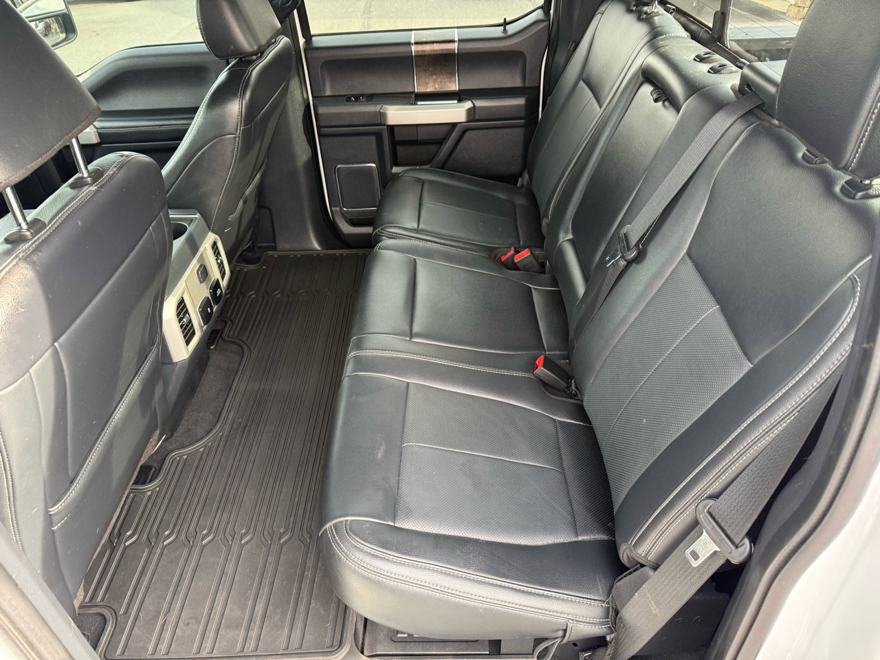 Used 2022 Ford F250 Lariat w/ Lariat Value Package image 14