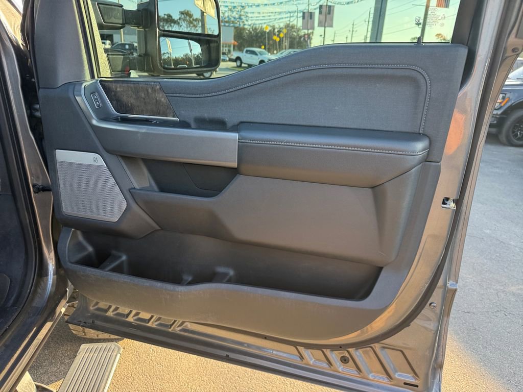 Used 2024 Ford F350 Lariat w/ Lariat Ultimate Package image 19