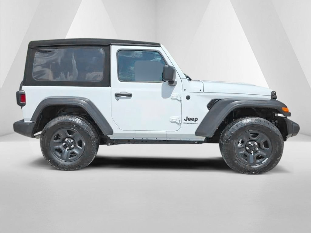 Used 2024 Jeep Wrangler Sport AWD/4WD image 5
