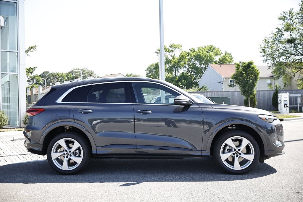 New 2026 Audi Q5 Premium AWD/4WD image 4